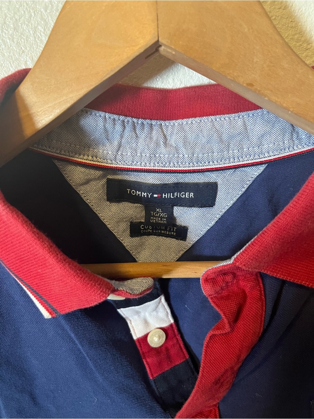 Tommy Hilfiger Navy Polo with Red Contrast Collar - Picture 3 of 6